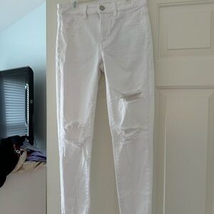 American eagle white jeans